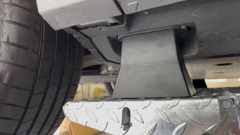 Special lyftkloss för elektriska fordon med rektangulära lyftpunkter